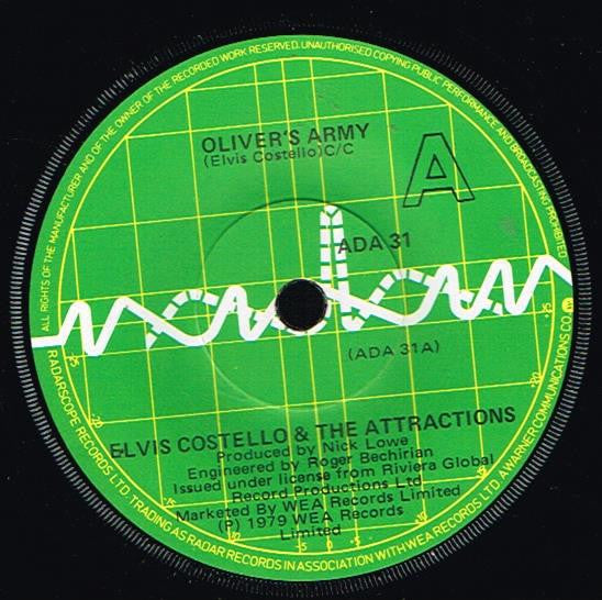 Elvis Costello & The Attractions : Oliver's Army (7")