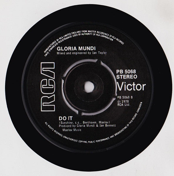 Gloria Mundi : Fight Back! (7", Single)