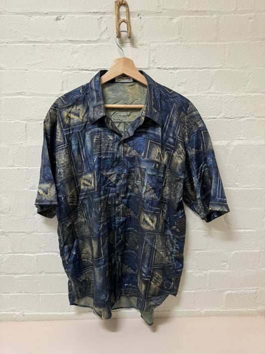 NAVY/BEIGE PRINT BUTTON SHIRT